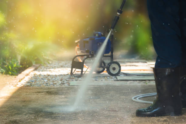 Best Gas Station Cleaning  in Ludington, MI